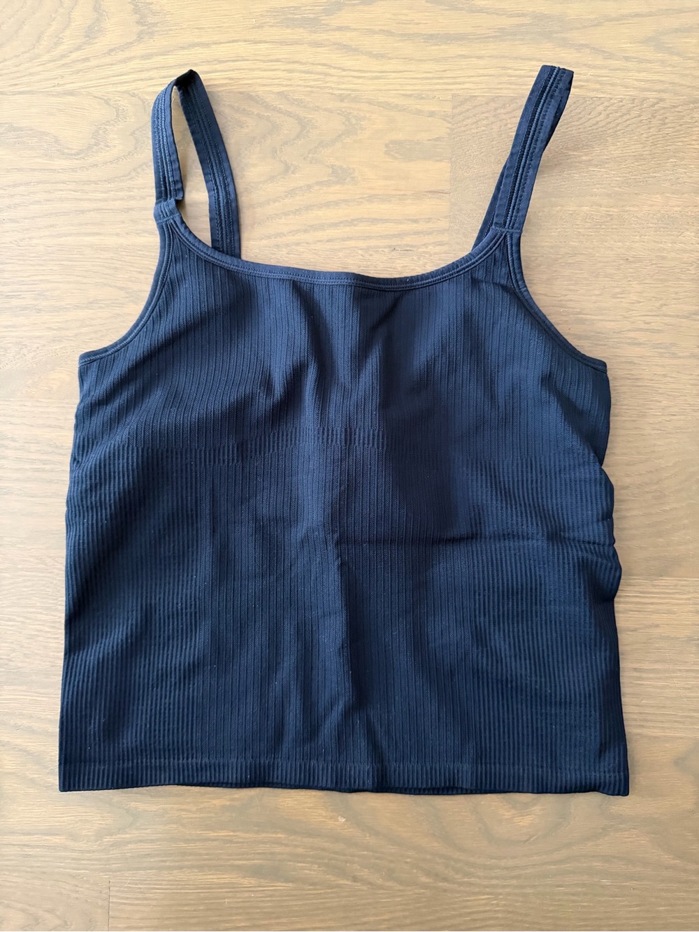 Lululemon Ebb to Street Scoop-Neck Cropped Tank Top Light Support, B/C Cup